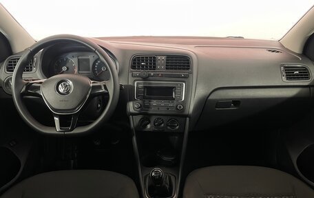 Volkswagen Polo VI (EU Market), 2015 год, 884 000 рублей, 13 фотография