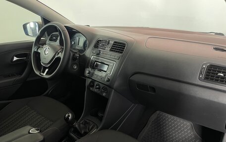 Volkswagen Polo VI (EU Market), 2015 год, 884 000 рублей, 12 фотография