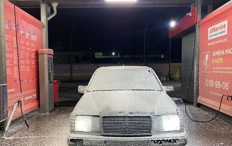 Mercedes-Benz E-Класс, 1993 год, 400 000 рублей, 7 фотография