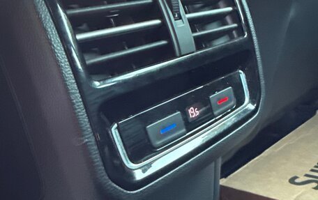Volkswagen Passat B8 рестайлинг, 2015 год, 2 100 000 рублей, 8 фотография