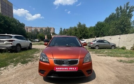 KIA Rio II, 2010 год, 600 000 рублей, 2 фотография
