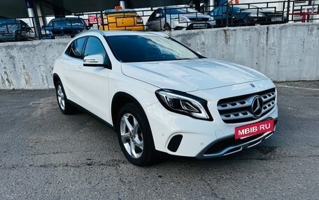 Mercedes-Benz GLA, 2018 год, 2 460 000 рублей, 6 фотография