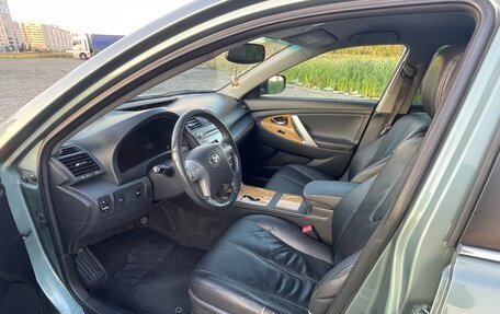 Toyota Camry, 2007 год, 1 100 000 рублей, 17 фотография