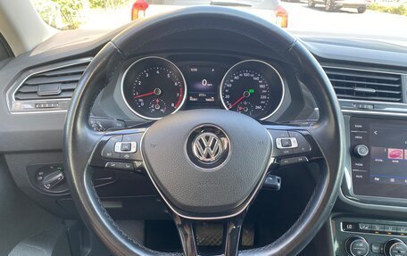 Volkswagen Tiguan II, 2020 год, 2 390 000 рублей, 10 фотография