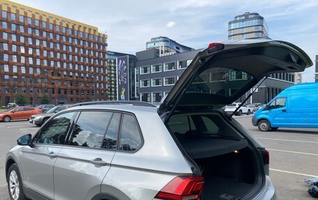 Volkswagen Tiguan II, 2020 год, 2 390 000 рублей, 6 фотография
