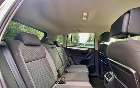 Volkswagen Tiguan II, 2020 год, 2 390 000 рублей, 18 фотография