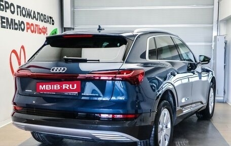 Audi e-tron I, 2022 год, 5 079 000 рублей, 4 фотография