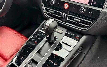 Porsche Macan I рестайлинг, 2024 год, 9 350 000 рублей, 14 фотография
