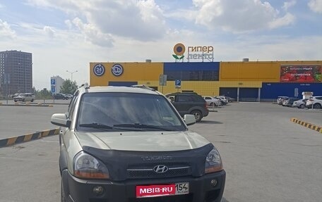 Hyundai Tucson III, 2006 год, 740 000 рублей, 1 фотография