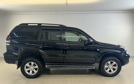 Toyota Land Cruiser Prado 120 рестайлинг, 2007 год, 1 945 000 рублей, 8 фотография