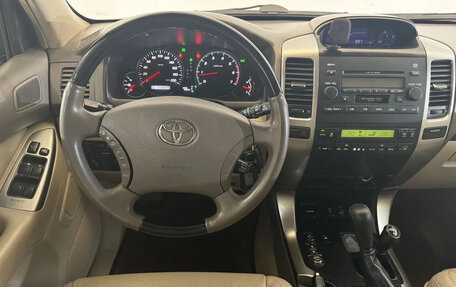 Toyota Land Cruiser Prado 120 рестайлинг, 2007 год, 1 945 000 рублей, 10 фотография