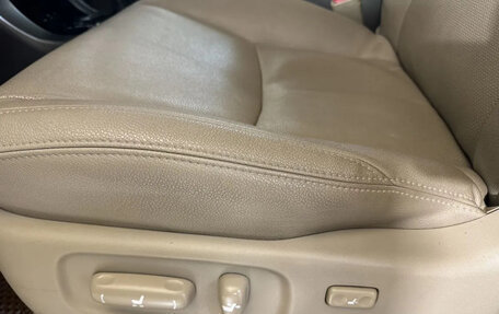 Toyota Land Cruiser Prado 120 рестайлинг, 2007 год, 1 945 000 рублей, 13 фотография