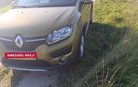 Renault Sandero II рестайлинг, 2017 год, 900 000 рублей, 4 фотография