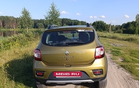 Renault Sandero II рестайлинг, 2017 год, 900 000 рублей, 3 фотография