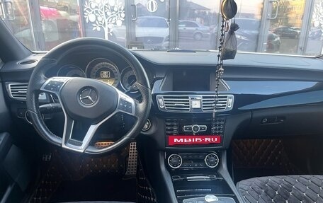 Mercedes-Benz CLS, 2011 год, 2 150 000 рублей, 2 фотография