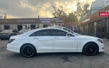Mercedes-Benz CLS, 2011 год, 2 150 000 рублей, 14 фотография