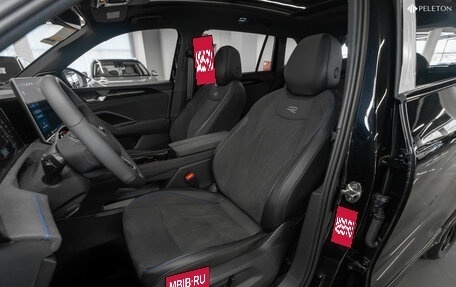 Volkswagen Tiguan, 2025 год, 4 800 000 рублей, 9 фотография