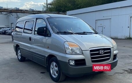 Hyundai Starex I рестайлинг, 2007 год, 619 000 рублей, 3 фотография