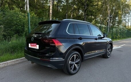 Volkswagen Tiguan II, 2018 год, 1 950 000 рублей, 2 фотография