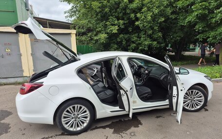 Opel Insignia II рестайлинг, 2013 год, 1 265 000 рублей, 7 фотография