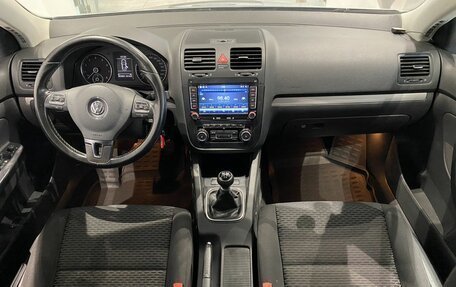 Volkswagen Jetta VI, 2010 год, 619 000 рублей, 10 фотография