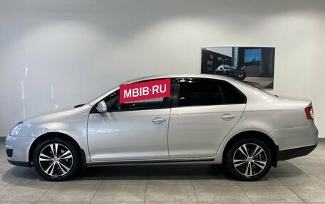 Volkswagen Jetta VI, 2010 год, 619 000 рублей, 8 фотография