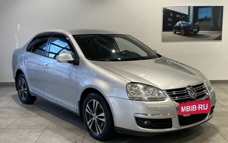 Volkswagen Jetta VI, 2010 год, 619 000 рублей, 3 фотография
