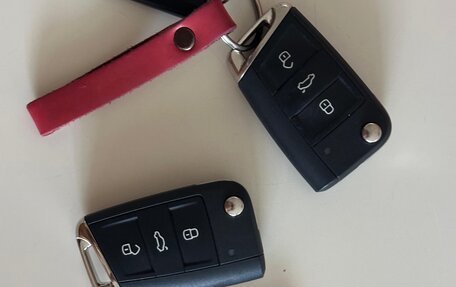 Volkswagen Tiguan II, 2020 год, 2 350 000 рублей, 32 фотография