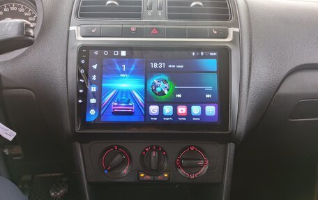 Volkswagen Polo VI (EU Market), 2015 год, 849 000 рублей, 17 фотография