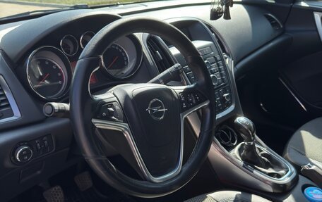 Opel Astra J, 2011 год, 675 000 рублей, 13 фотография