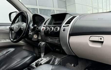 Mitsubishi Pajero Sport II рестайлинг, 2013 год, 1 748 000 рублей, 6 фотография