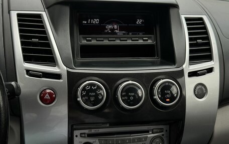 Mitsubishi Pajero Sport II рестайлинг, 2013 год, 1 748 000 рублей, 9 фотография