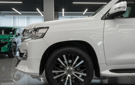 Toyota Land Cruiser 200, 2016 год, 5 000 000 рублей, 19 фотография