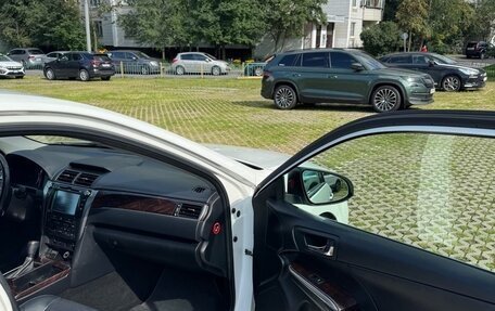 Toyota Camry, 2016 год, 2 200 000 рублей, 8 фотография
