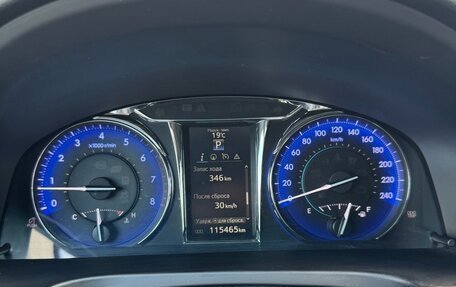 Toyota Camry, 2016 год, 2 200 000 рублей, 12 фотография