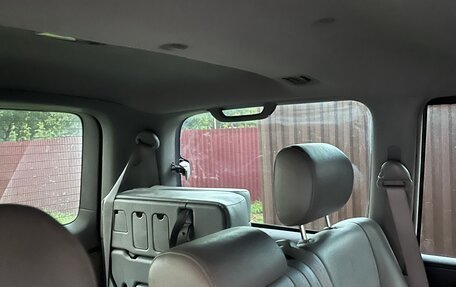 Toyota Land Cruiser 100 рестайлинг 2, 2006 год, 3 600 000 рублей, 6 фотография