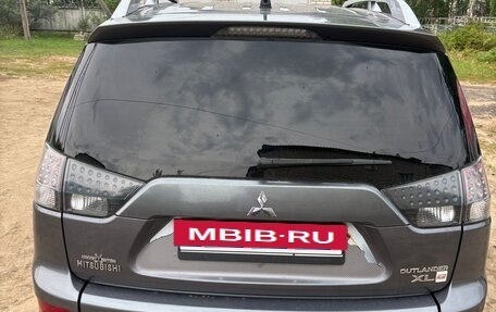 Mitsubishi Outlander III рестайлинг 3, 2008 год, 970 000 рублей, 2 фотография