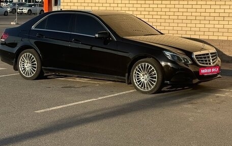 Mercedes-Benz E-Класс, 2015 год, 2 000 000 рублей, 6 фотография