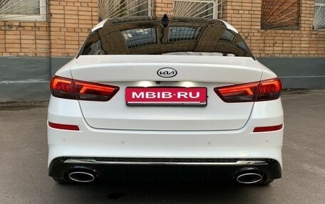 KIA Optima IV, 2018 год, 2 080 000 рублей, 5 фотография