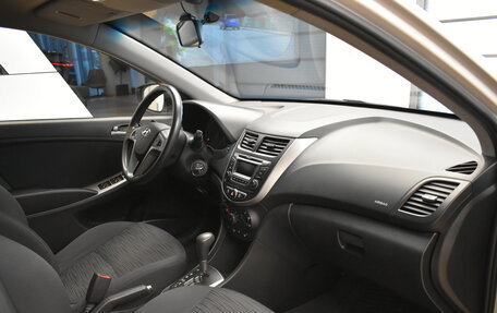 Hyundai Solaris II рестайлинг, 2014 год, 890 000 рублей, 16 фотография