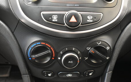 Hyundai Solaris II рестайлинг, 2014 год, 890 000 рублей, 13 фотография