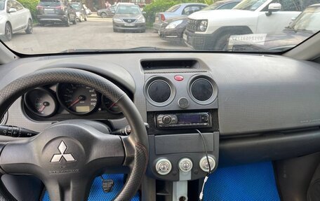 Mitsubishi Colt VI рестайлинг, 2005 год, 220 000 рублей, 1 фотография