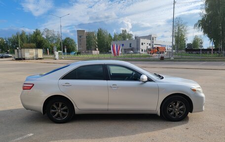 Toyota Camry, 2011 год, 1 270 000 рублей, 6 фотография