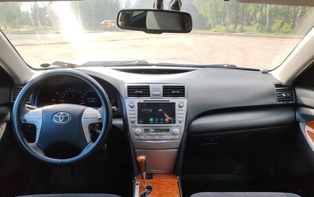 Toyota Camry, 2011 год, 1 270 000 рублей, 13 фотография