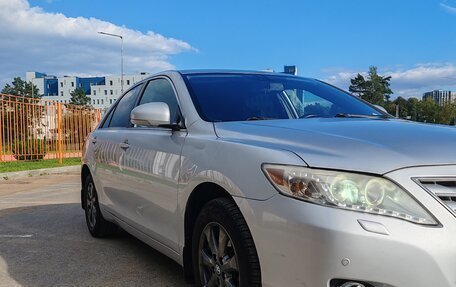 Toyota Camry, 2011 год, 1 270 000 рублей, 10 фотография