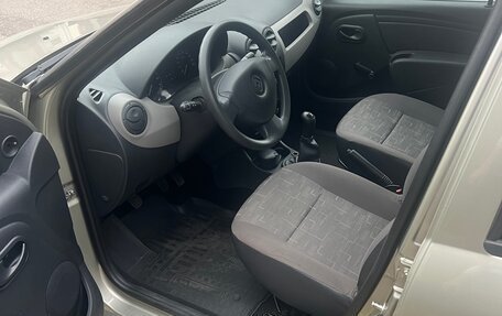 Renault Logan I, 2014 год, 700 000 рублей, 29 фотография