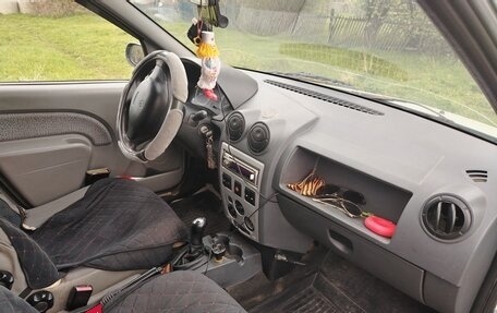Renault Logan I, 2006 год, 200 000 рублей, 6 фотография