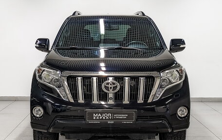 Toyota Land Cruiser Prado 150 рестайлинг 2, 2017 год, 3 795 000 рублей, 2 фотография