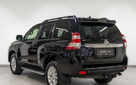 Toyota Land Cruiser Prado 150 рестайлинг 2, 2017 год, 3 795 000 рублей, 7 фотография