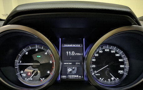 Toyota Land Cruiser Prado 150 рестайлинг 2, 2017 год, 3 795 000 рублей, 16 фотография